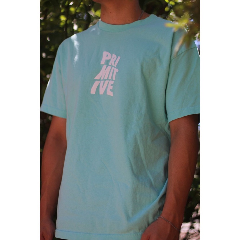 Primitive wavy logo t shirt